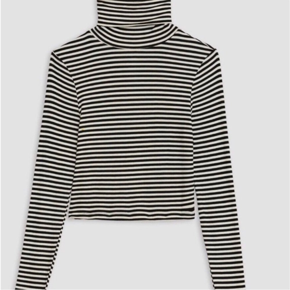 Splits59 Jackson Cropped Black and White Striped Crop Top size XS brand new tags
